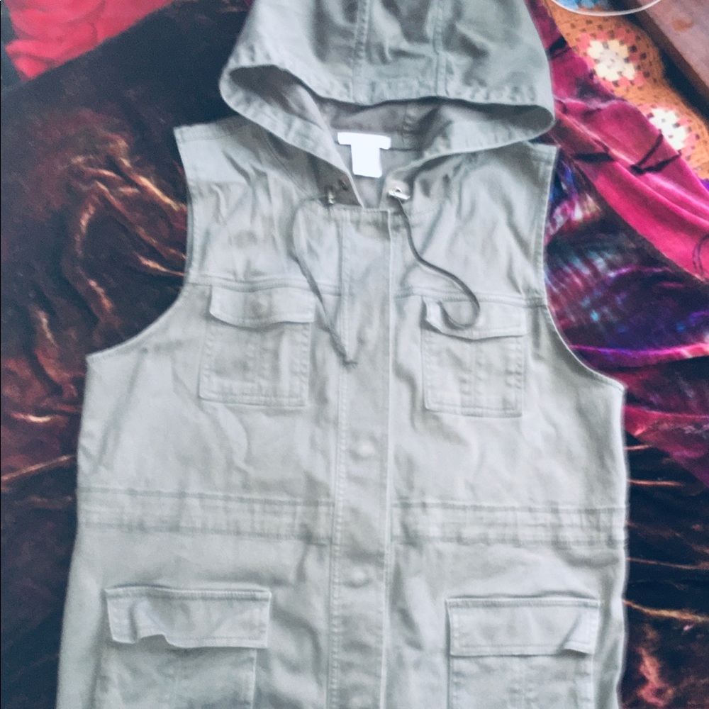 NWoT •matty m.• cargo canvas army vest
